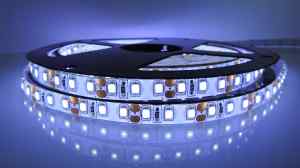 TAŚMA 2835 600 LED 12V BIAŁA ZIMNA IP65 5MB