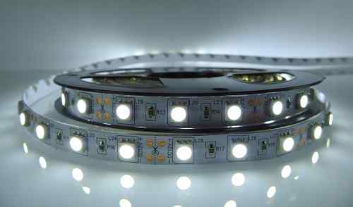 TAŚMA 5050 300 LED 12V BIAŁA ZIMNA 14,4W ROLKA 5 M