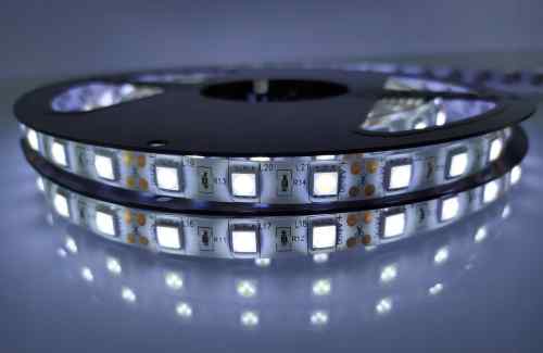 TAŚMA 5050 300 LED 12V BIAŁA ZIMNA 14,4W IP65 5MB