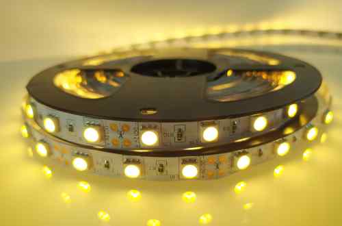 TAŚMA 5050 300 LED 12V BIAŁA CIEPŁA 14,4W ROLKA5MB